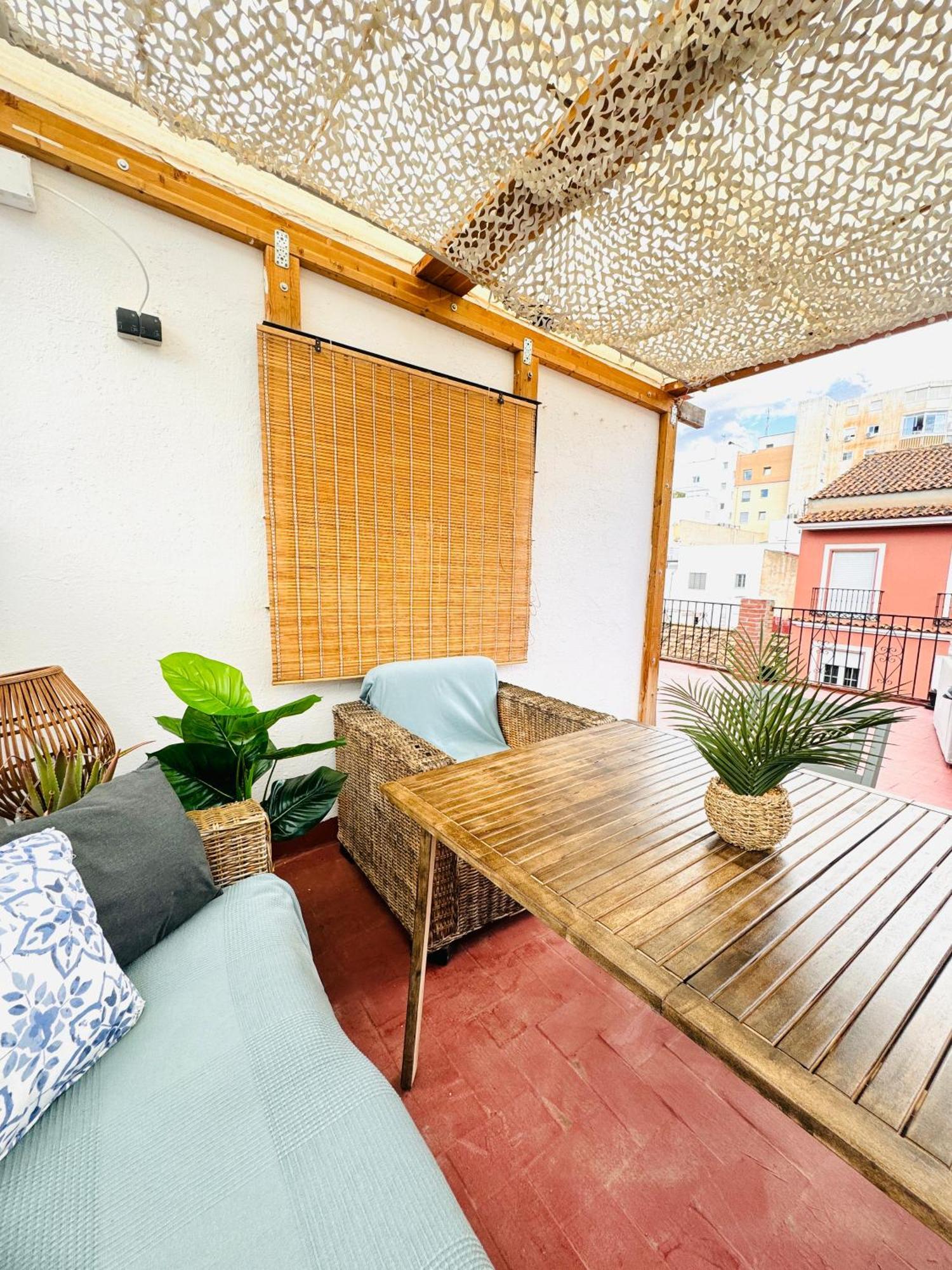 Apartment With Private Rooftop And Cinema Room Málaga Eksteriør bilde